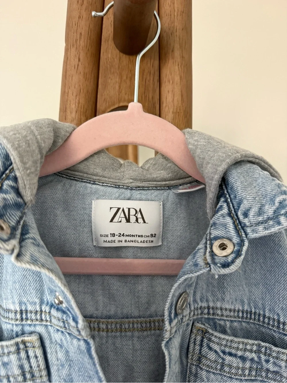 Zara Baby Hooded Denim Jacket Light Wash Snap Front Size 18-24 Months